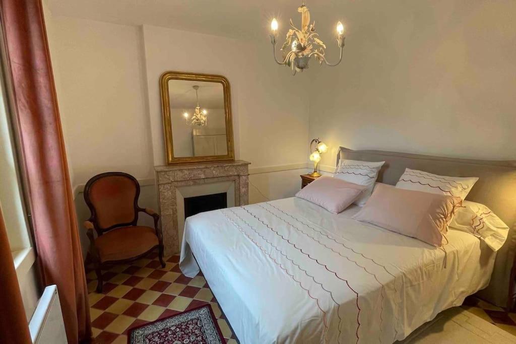 Gite De Charme Autun'Home Buitenkant foto